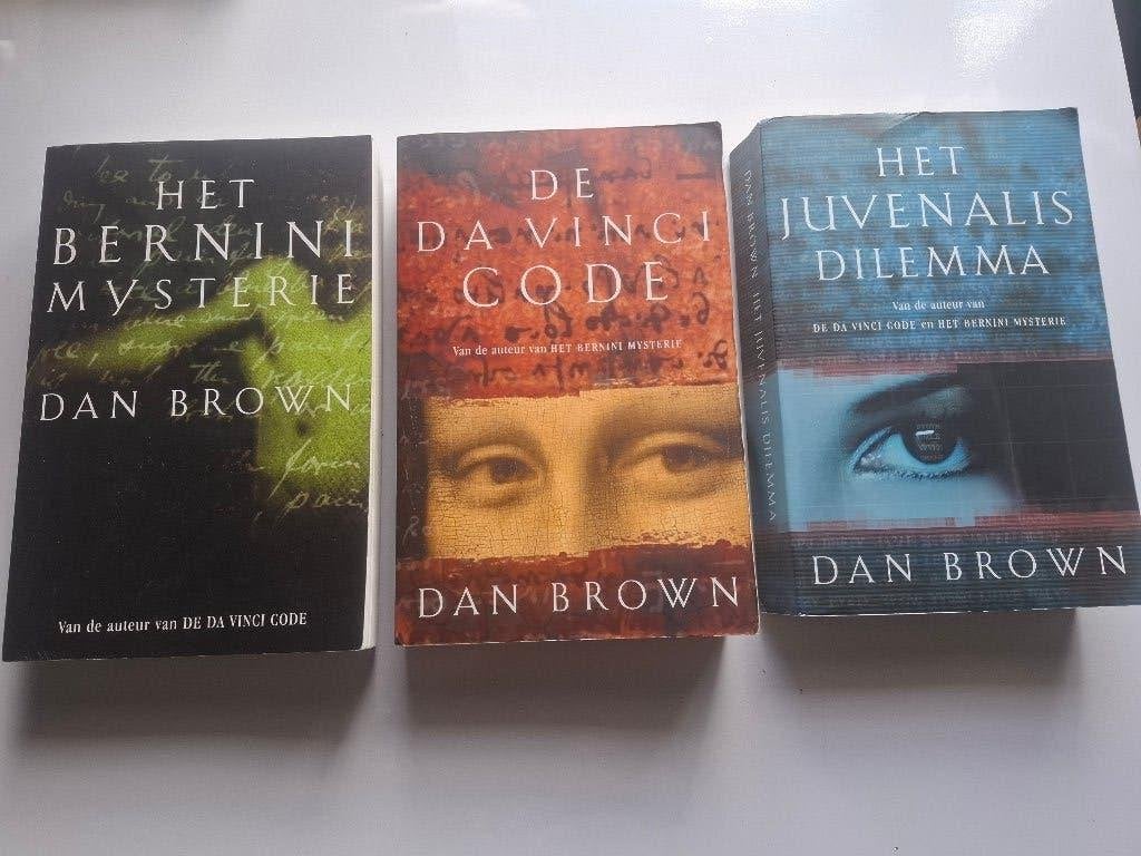 Dan Brown boeken, Boeken, Overige Boeken, Ophalen of Verzenden, Gelezen, Dan Brown