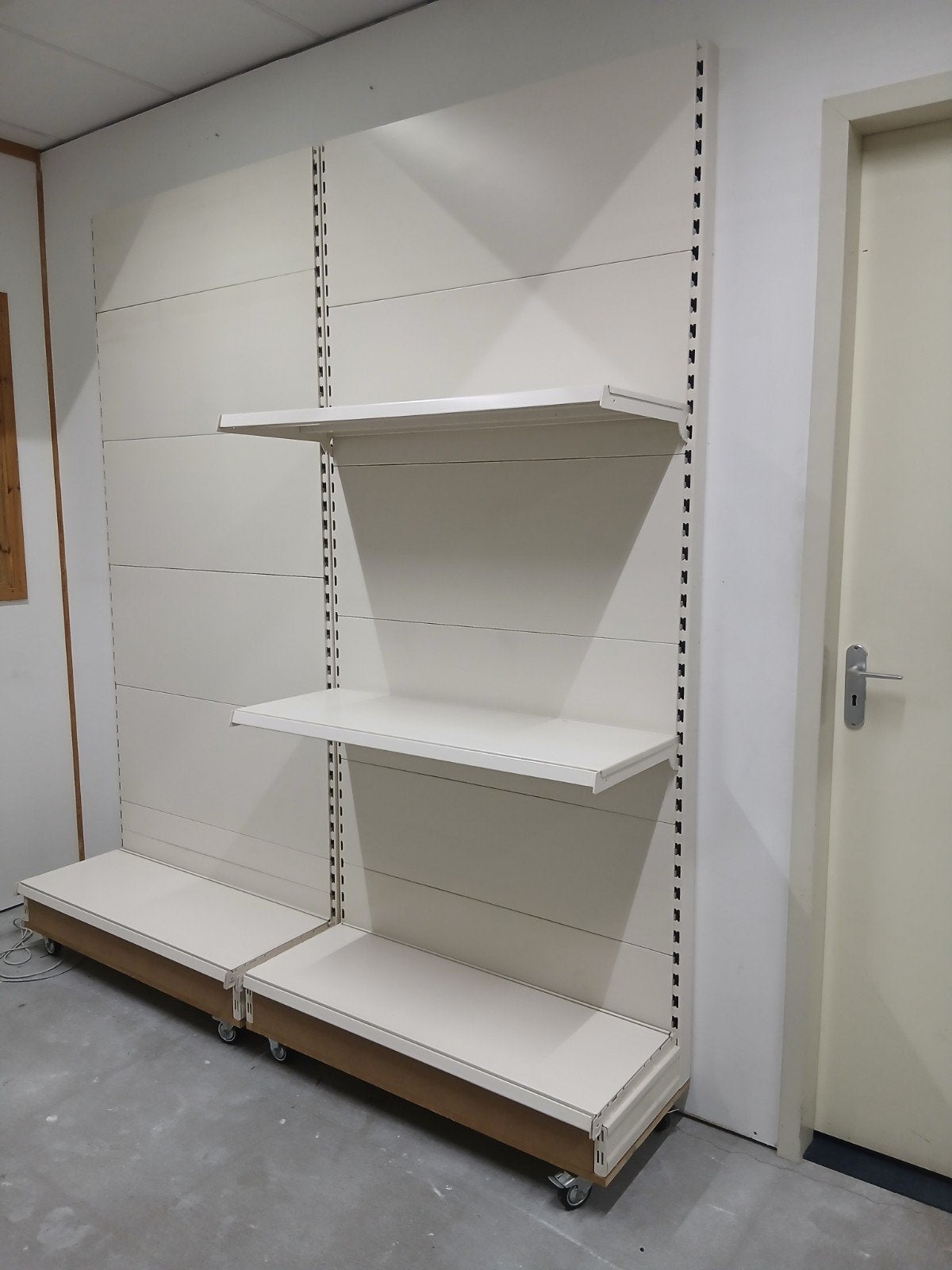 Tegometall stelling op wielen, 231x100x46cm, 2 legplanken, Ophalen, Gebruikt