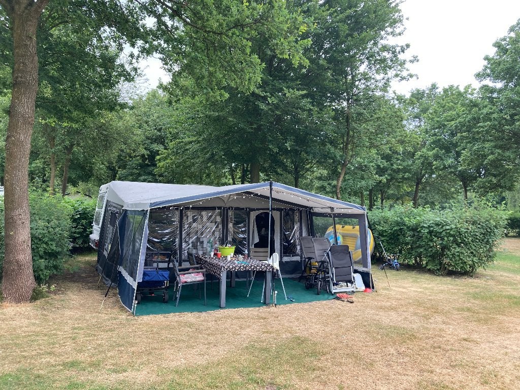 Dorema Colombia XL270 De Luxe + Luifel Locarno Season, Ophalen, Zo goed als nieuw, Tot en met 4