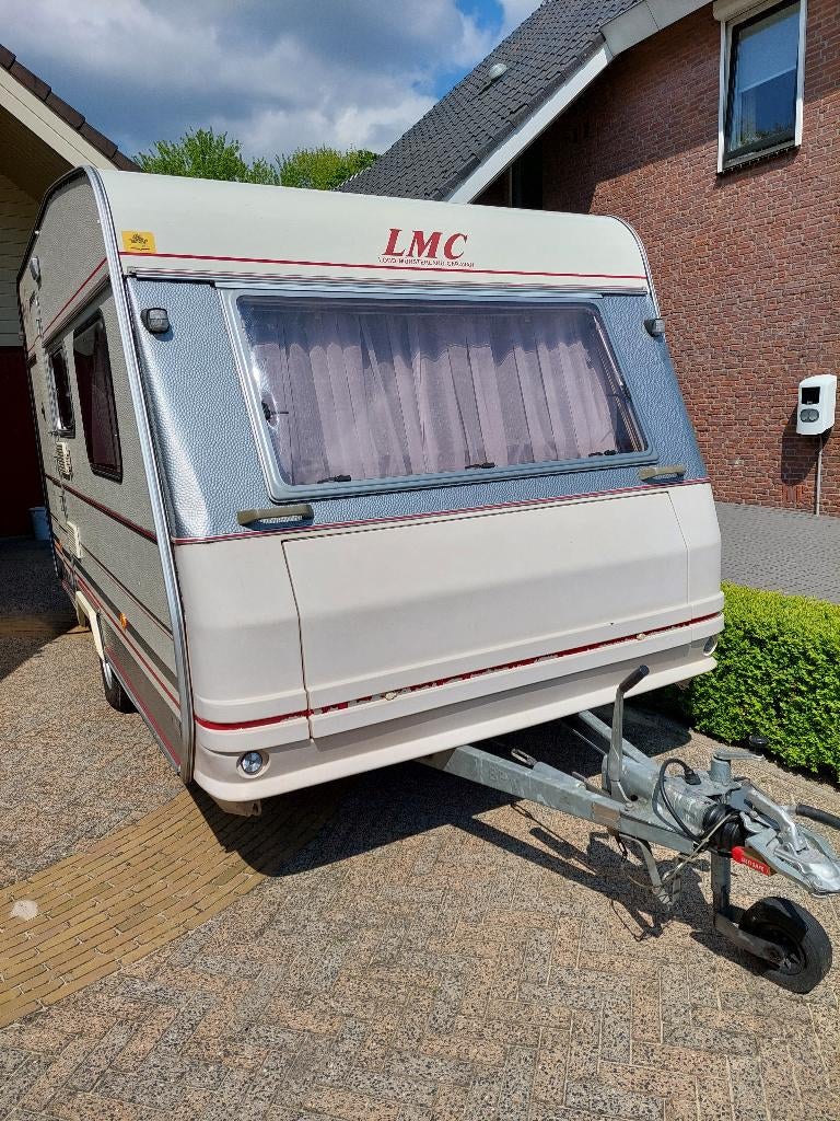 Caravan LMC 390 luxe, Caravans en Kamperen, Caravans, Omvormbare zithoek, Treinzit, Particulier, LMC en Münsterland