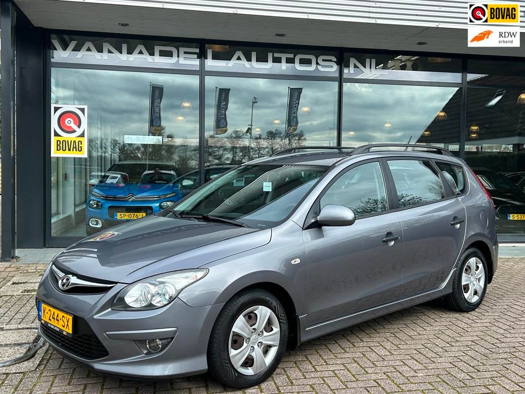 Hyundai I30 CW 1.4i i-Drive Wagon Airco Dealeronderhouden!, Auto's, Hyundai, Voorwielaandrijving, Euro 5, Stof, Gebruikt