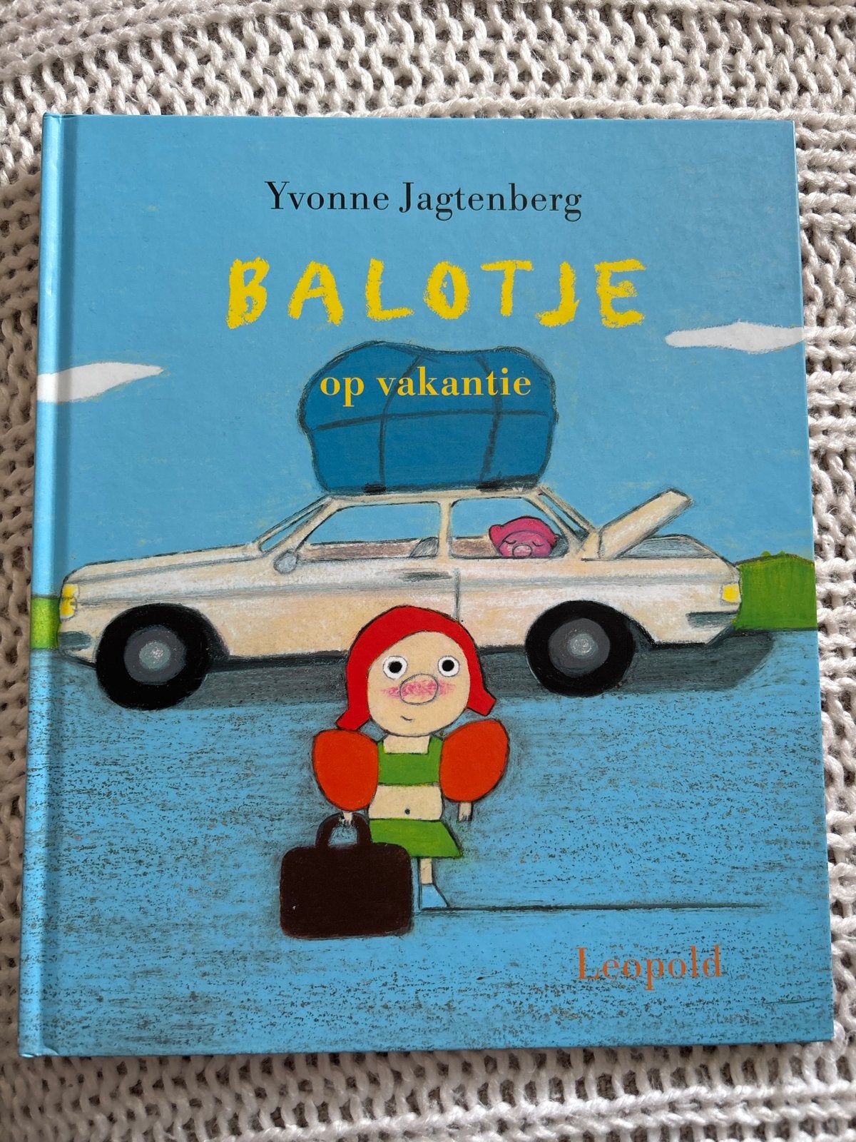 Balotje op vakantie - Yvonne Jagtenberg (kinderboek), Boeken, Ophalen of Verzenden, Zo goed als nieuw, 2 tot 3 jaar