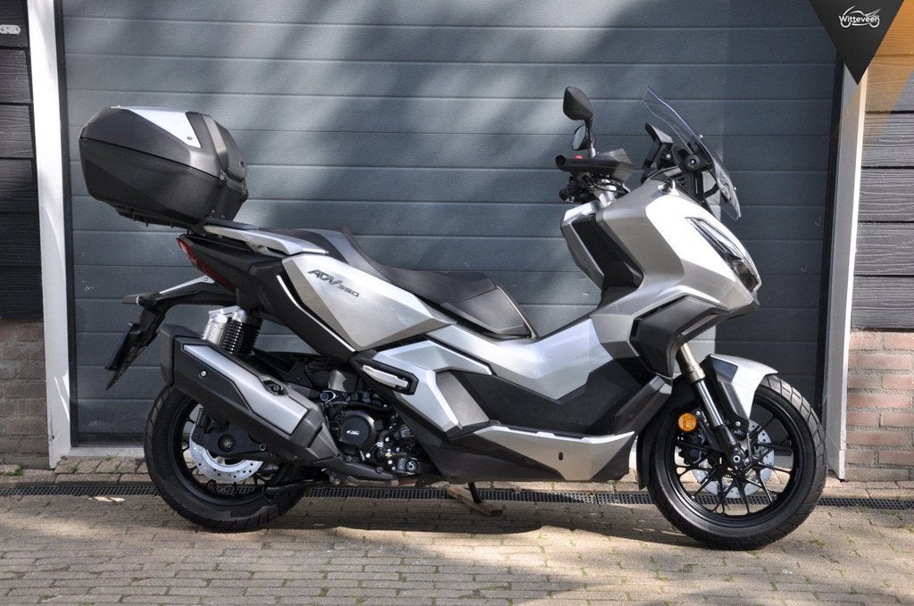 Honda ADV 350 A .., Bedrijf, 12 t/m 35 kW, Traction Control, Scooter