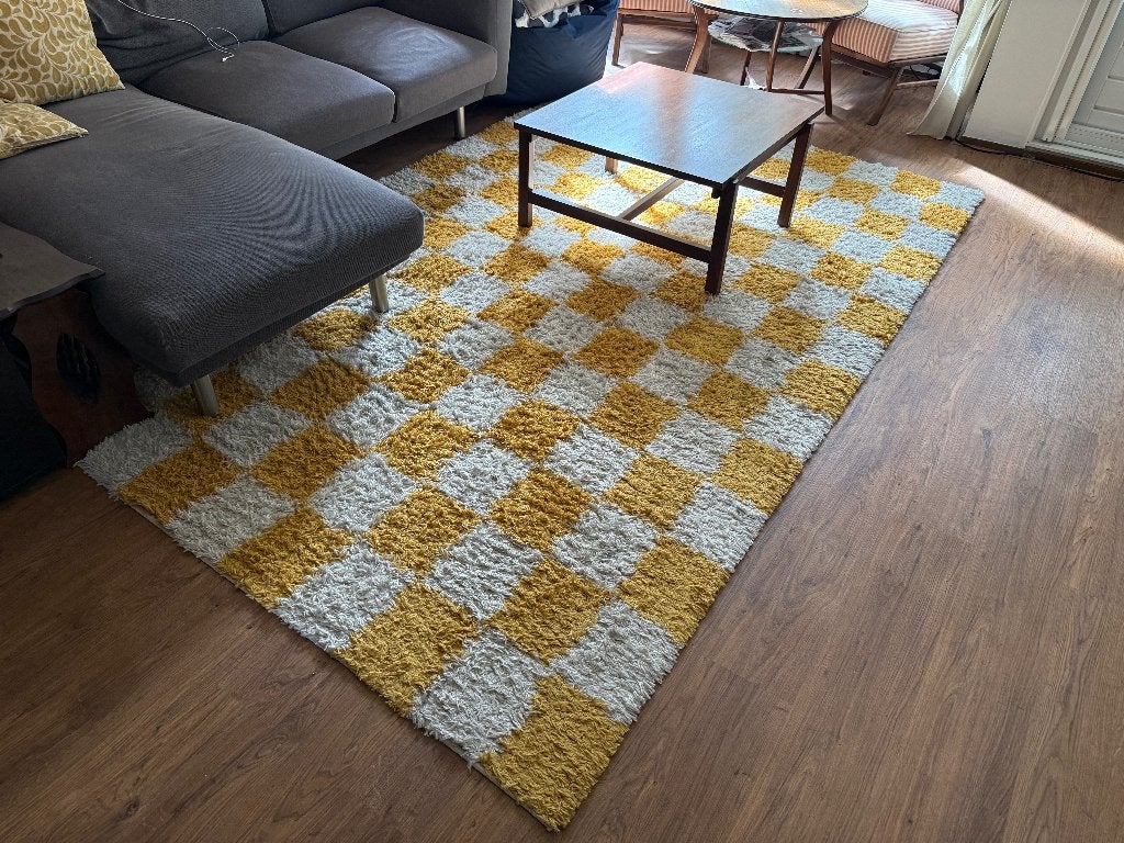 Rugvista chessie vloerkleed wit geel geblokt, Huis en Inrichting, Ophalen, Gebruikt, Vierkant, 200 cm of meer