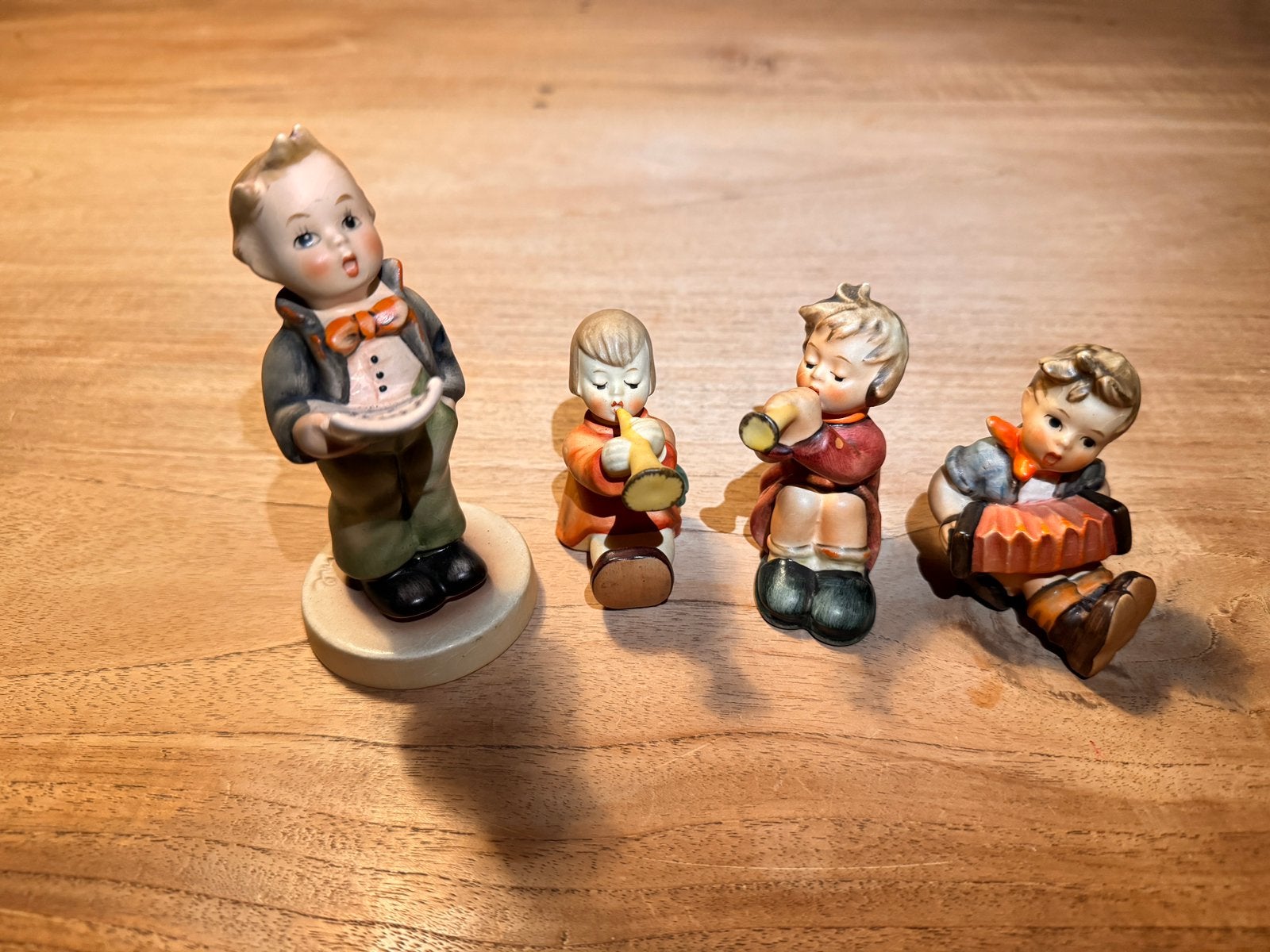 Goebel hummel beeldjes, Verzamelen, Beelden en Beeldjes, Ophalen of Verzenden, Zo goed als nieuw, Hummel