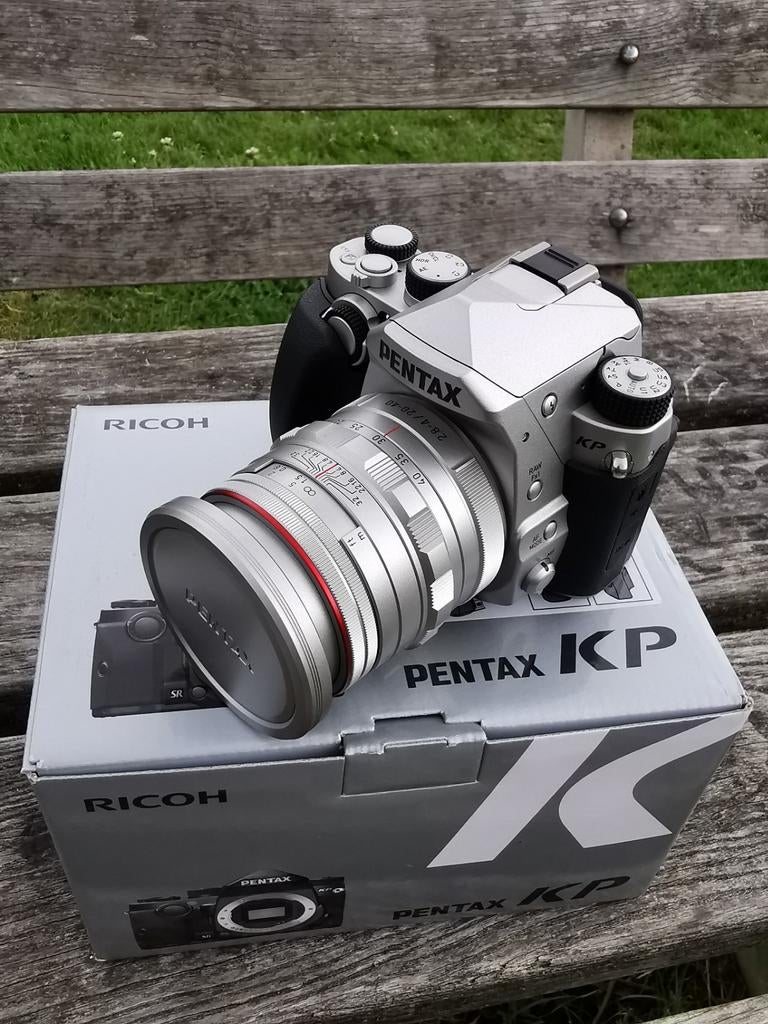 Pentax KP camera (32 clicks) + HD Pentax 20-40mm 2.8 Limited, Spiegelreflex, Ophalen of Verzenden, Zo goed als nieuw, Pentax