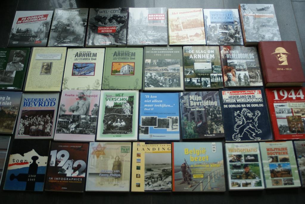 OORLOGSBOEKEN.... oa Gelderland bevrijd / Brabant bevrijd, Ophalen of Verzenden, Tweede Wereldoorlog, Zo goed als nieuw, Overige onderwerpen
