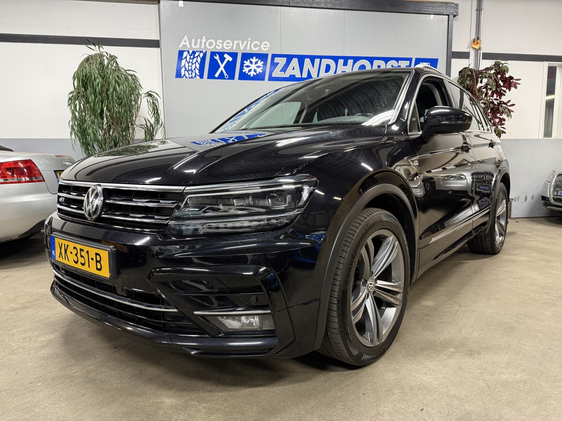 Volkswagen Tiguan 1.4 TSI ACT Highline Business R exterieur, Automatische klimaatregeling, 4 cilinders, 150 pk, Alcantara