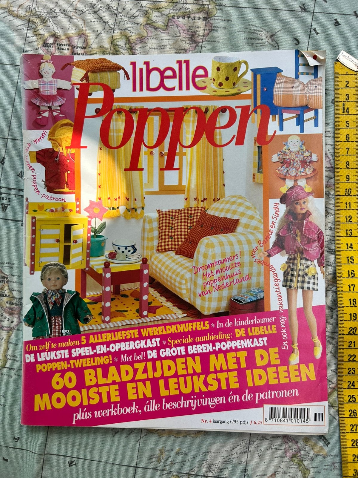 A.Oud Poppenkleding maken Libelle, Verzamelen, Poppen, Ophalen of Verzenden, Gebruikt