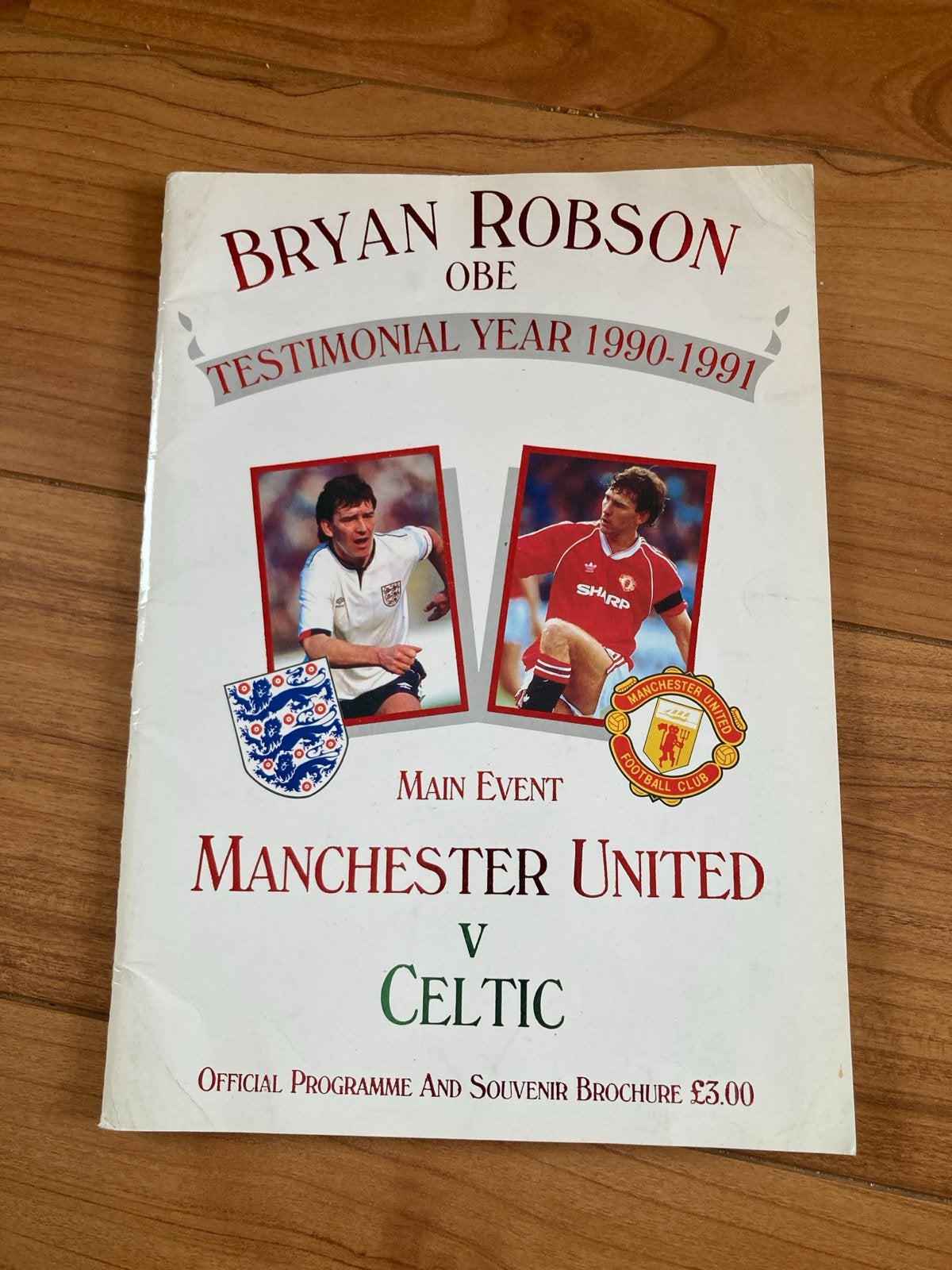 Voetbalprogramma Bryan Robson Testimonial 1990-1991, Ophalen of Verzenden, Gebruikt, Buitenlandse clubs, Boek of Tijdschrift