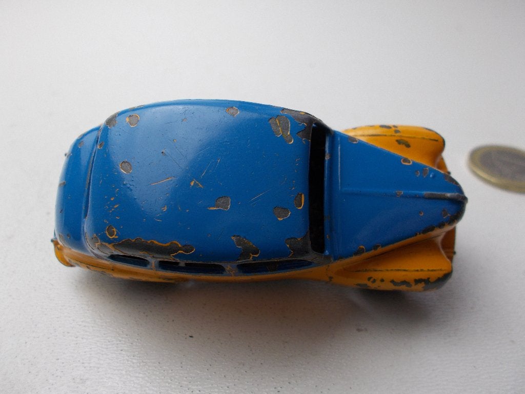 1956 Dinky Toys 152 AUSTIN DEVON. (TWO TONE.), Ophalen of Verzenden, Zo goed als nieuw, Auto, Dinky Toys