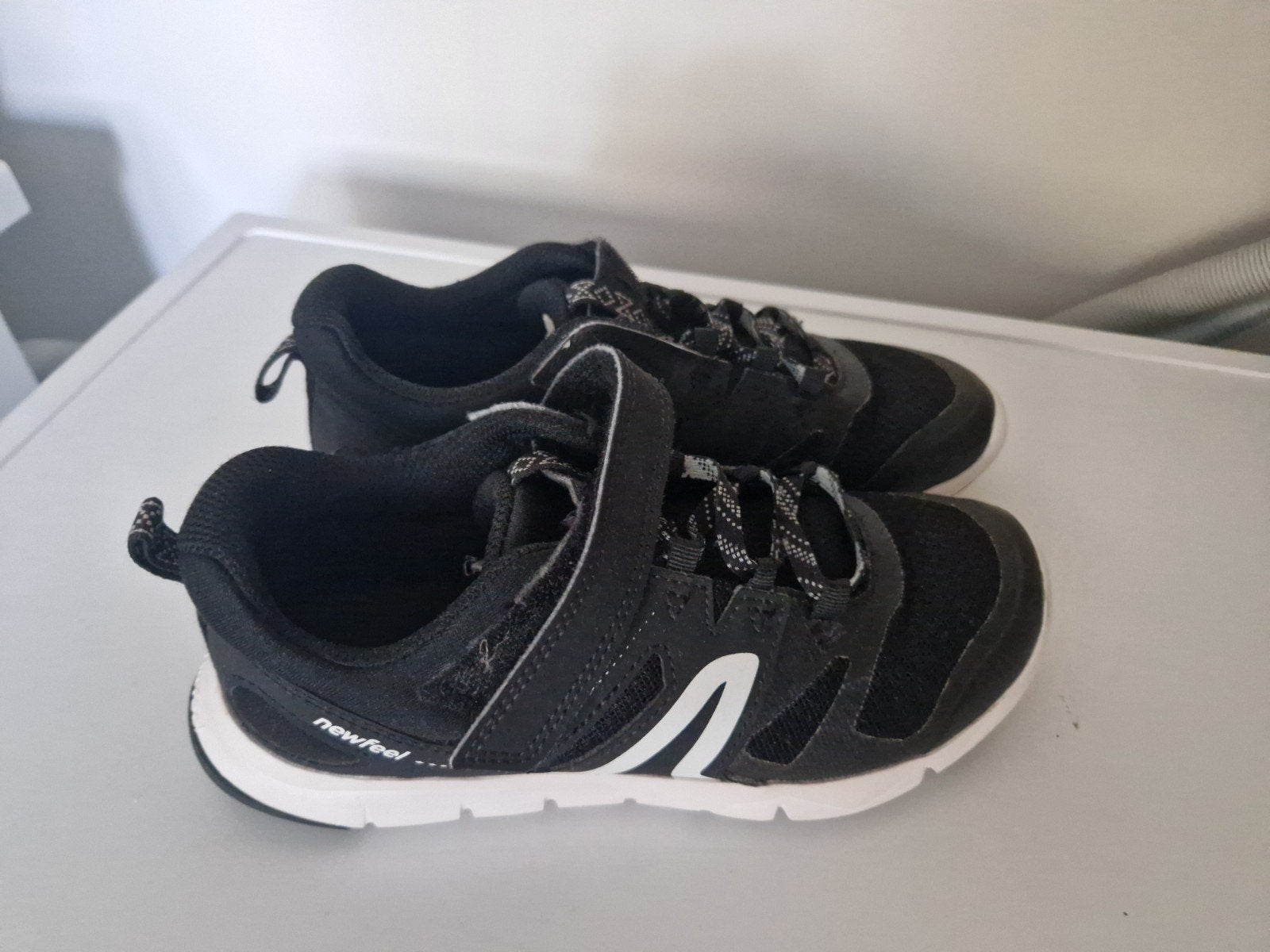 Frisse en schone gymschoenen maat 34, Gebruikt, Ophalen of Verzenden, Newfeel, Jongen of Meisje