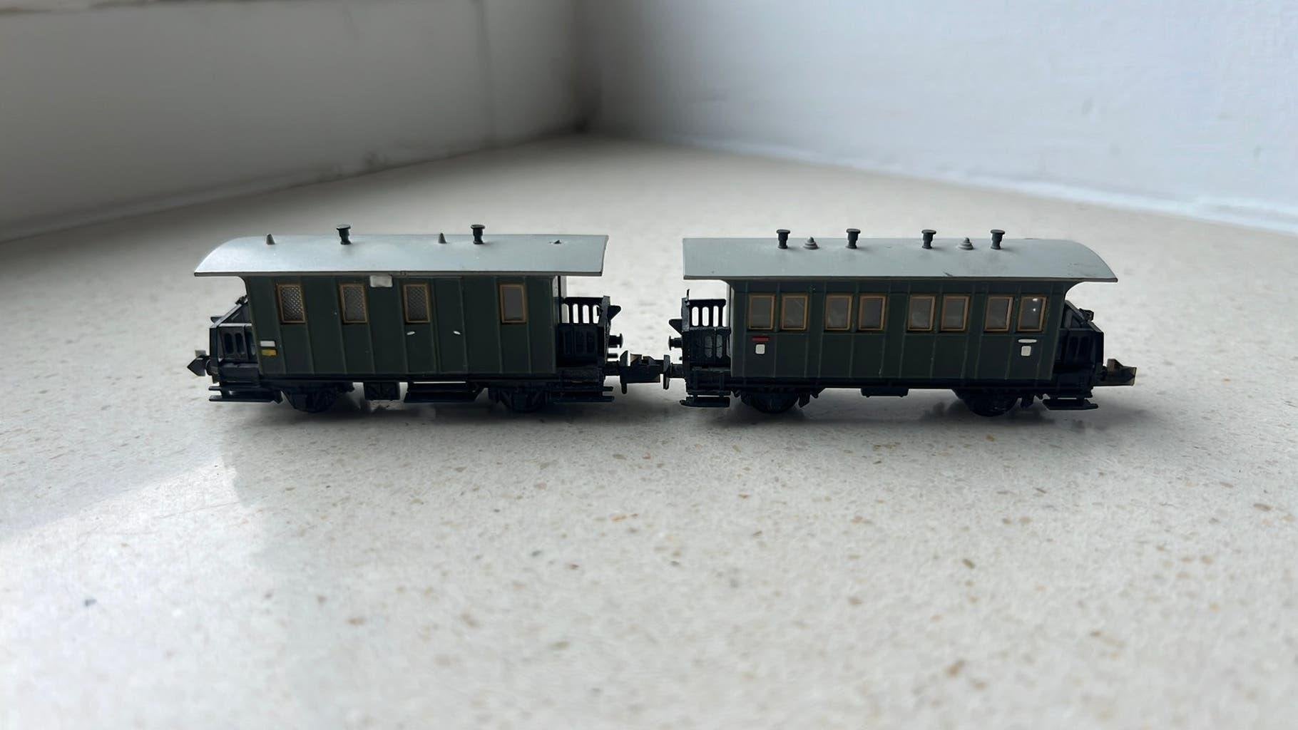 Minitrix N 3001+3002 rijtuigen.zie omschrijving, Gelijkstroom, Trix, Wagon, Ophalen of Verzenden