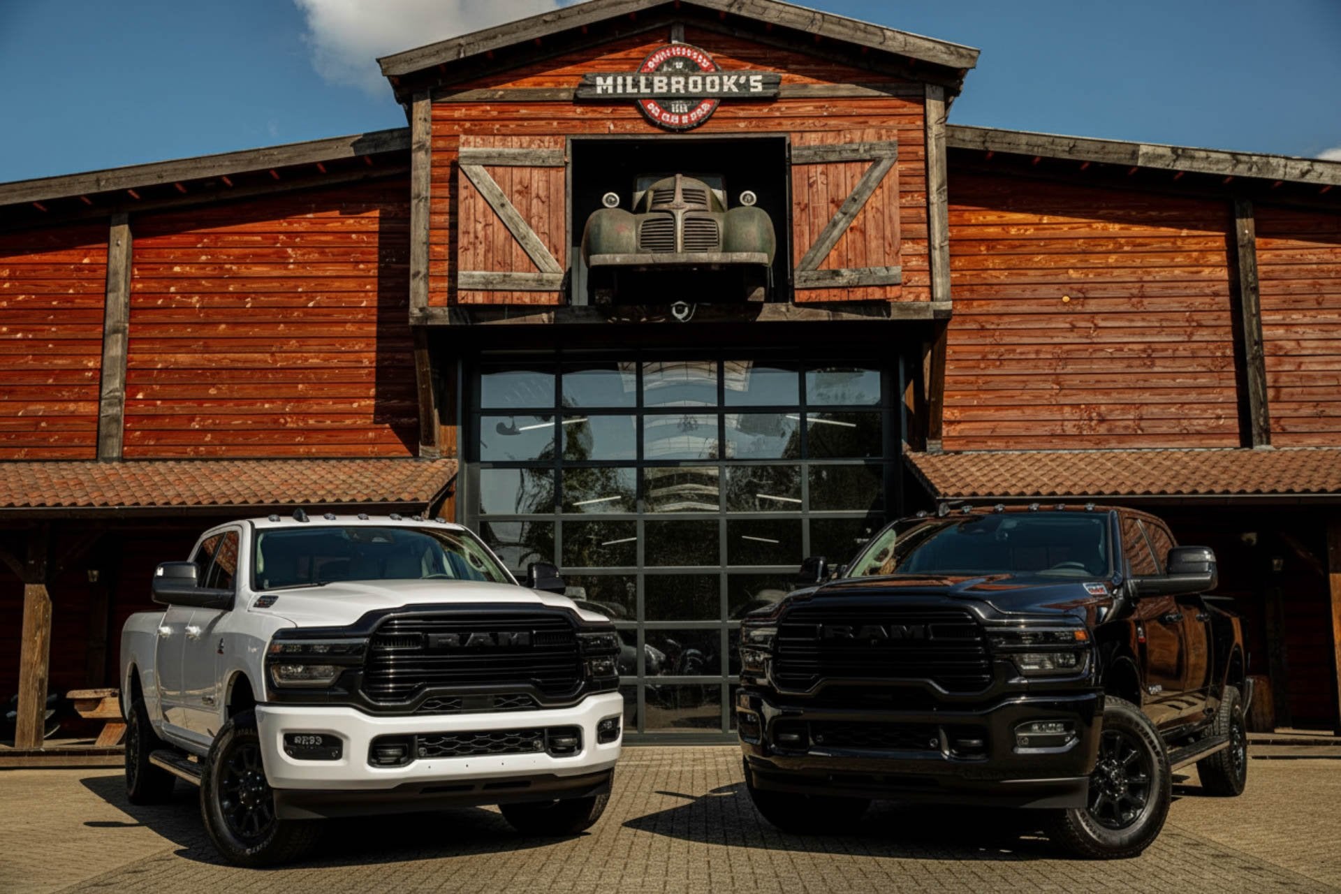 Dodge RAM 2500 laramie 6.7L Cummins black edition Dodge RAM, Auto's, 430 pk, Lederen bekleding, Wit, Bedrijf