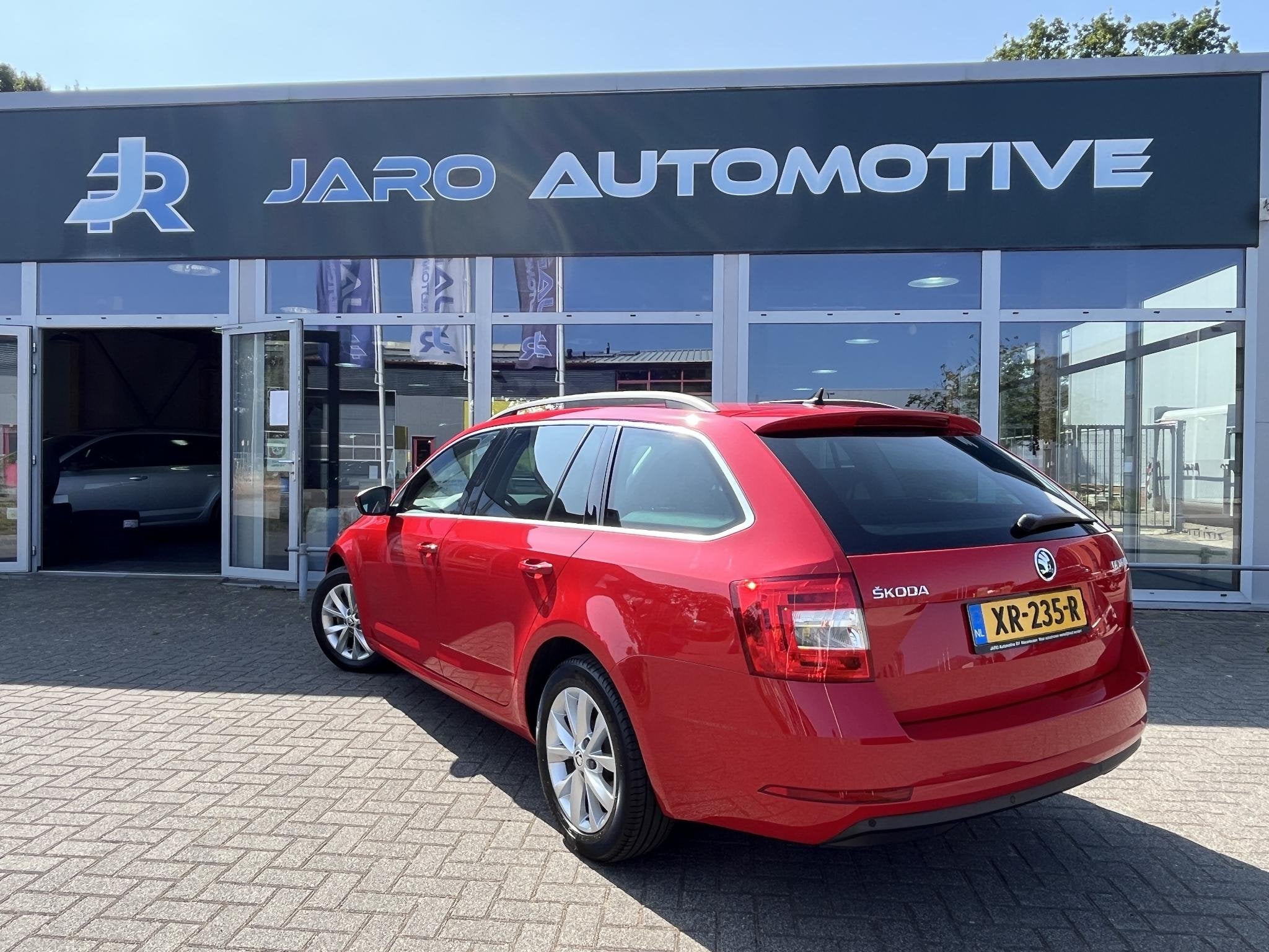 Skoda Octavia Combi 1.0 TSI Greentech Ambition Business | Ap, 12 maanden, Stof, Gebruikt, 116 pk