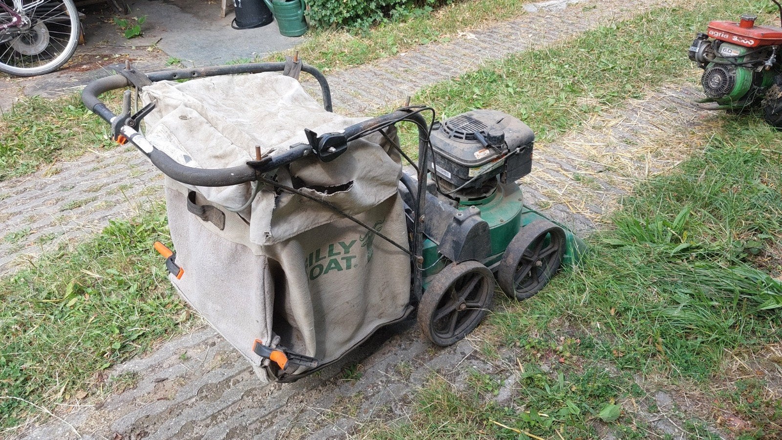 Billy goat bladzuiger met gebruik sporen., Tuin en Terras, Ophalen, Benzine, Gebruikt, Met opvangzak