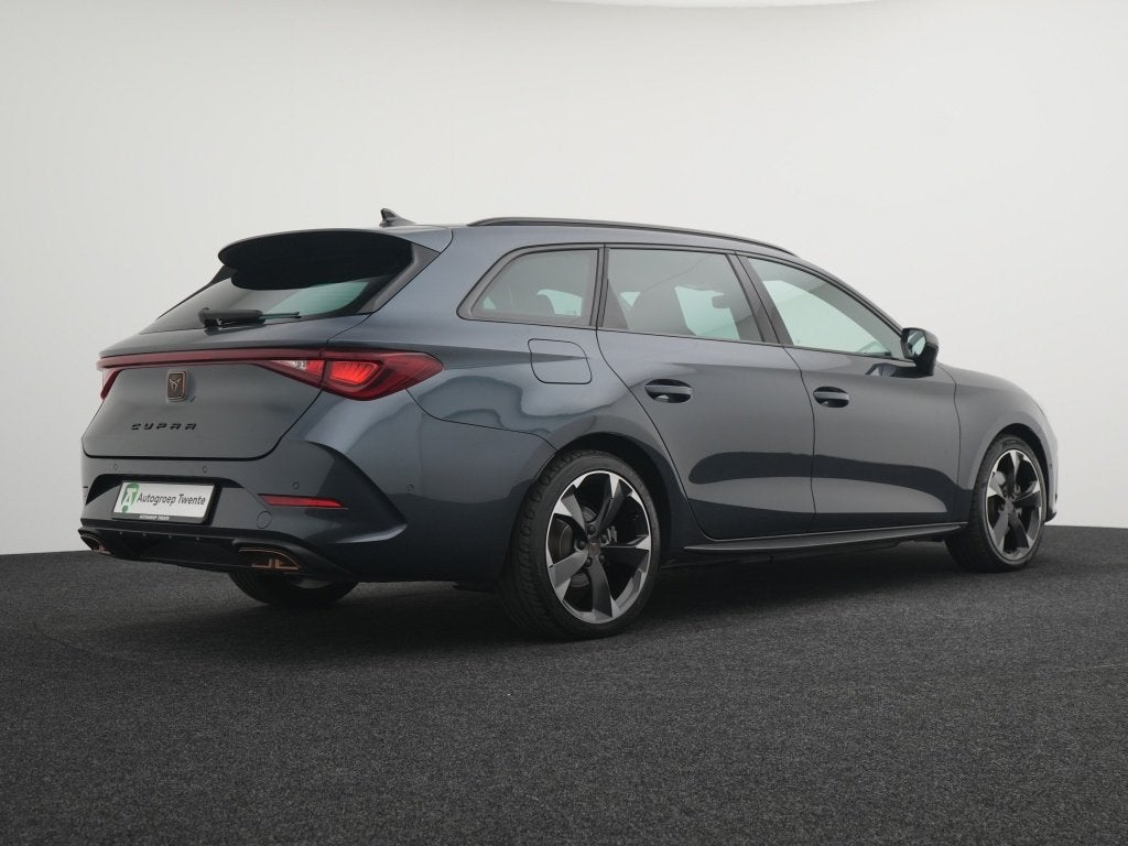 Cupra León