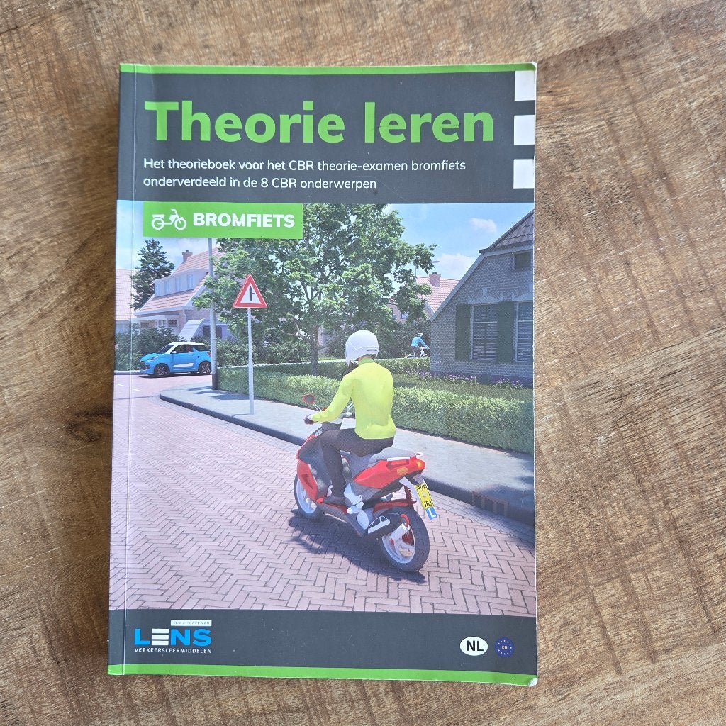 Theorie boek bromfiets, Ophalen of Verzenden, Zo goed als nieuw, Algemeen