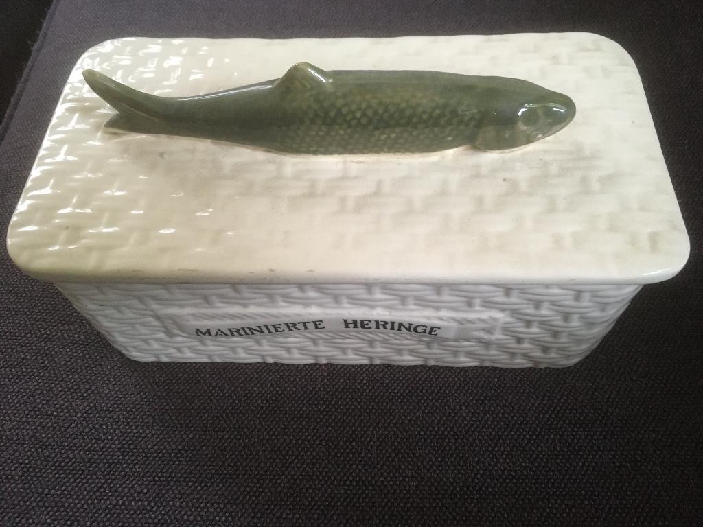 grote vintage  dekseldoos HARING, Antiek en Kunst, Antiek | Keramiek en Aardewerk, Ophalen of Verzenden
