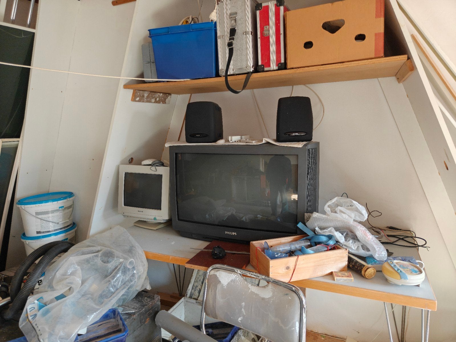 Oude Philips beeldbuis TV met speakers, Ophalen, Philips, Gebruikt, 50 Hz