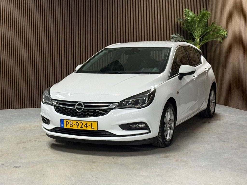 Opel Astra Sports Tourer 1.0 Innovation (bj 2017), Auto's, Opel, 610 kg, Origineel Nederlands, 3 cilinders, 999 cc