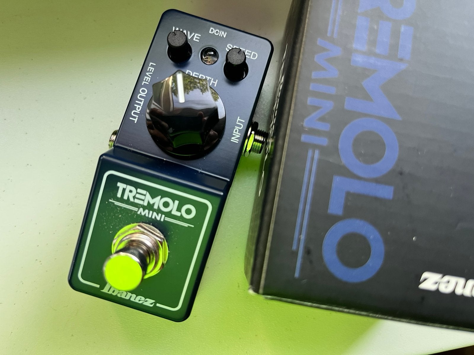 Ibanez Tremolo Mini, Ophalen of Verzenden, Zo goed als nieuw, Volume