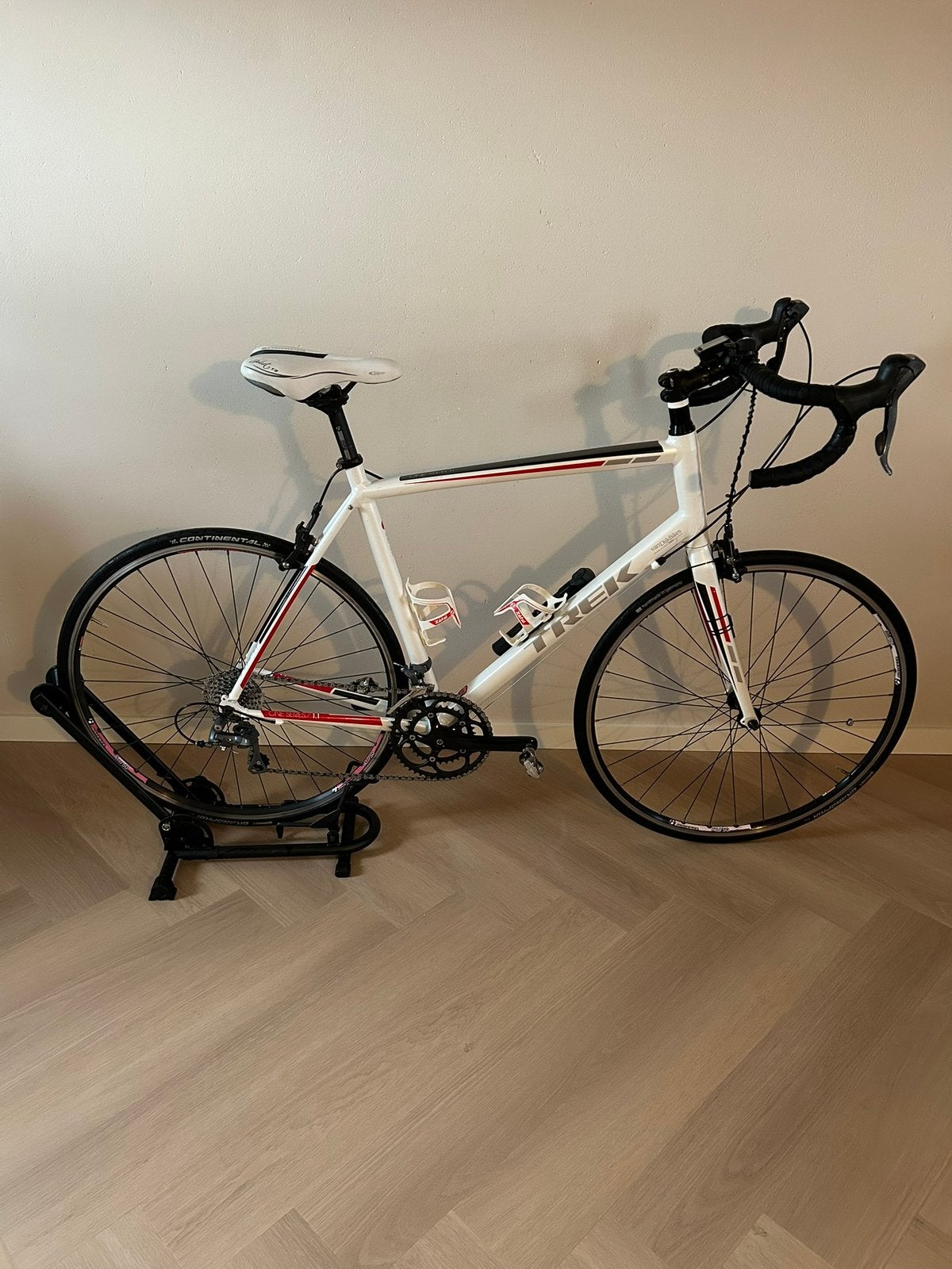 Trek One Series 1.1 Racefiets – Framemaat L – Nette staat, Aluminium, Zo goed als nieuw, 57 tot 61 cm, Meer dan 20 versnellingen