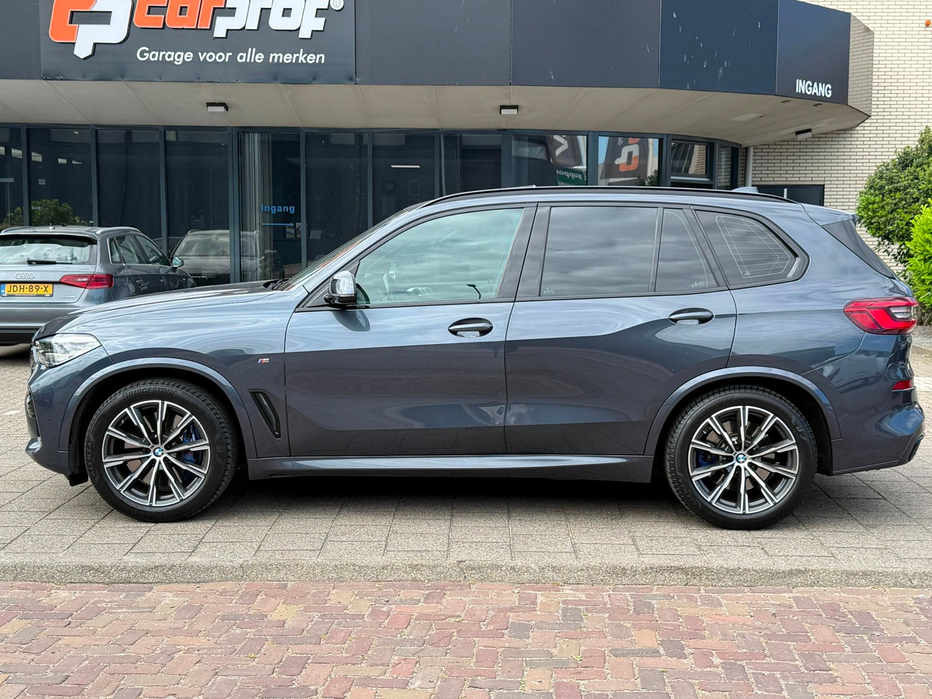 BMW X5 XDrive40i High Executive M-PAKKET l LUCHTVERING, Gebruikt, Automatische klimaatregeling, 340 pk, Bedrijf