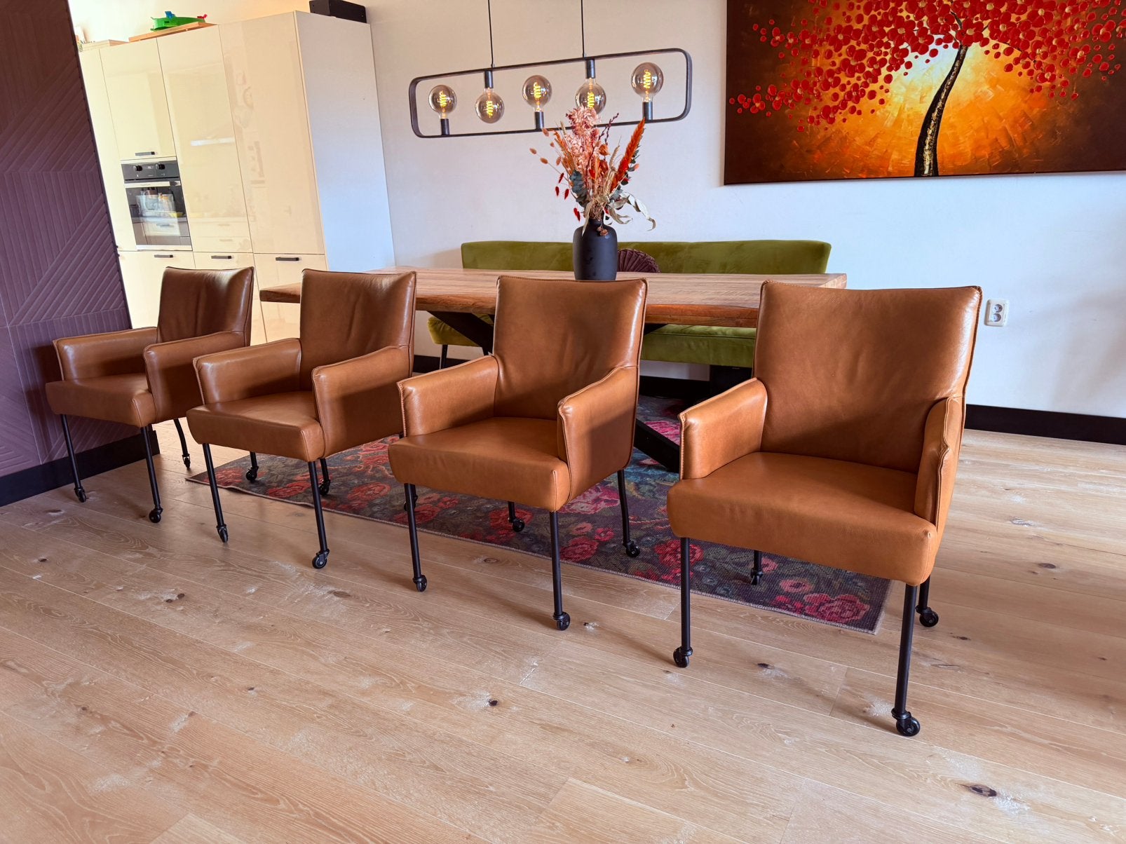 4 Axel leren eetkamerstoelen, Huis en Inrichting, Leer, Ophalen of Verzenden, Zo goed als nieuw, Vier