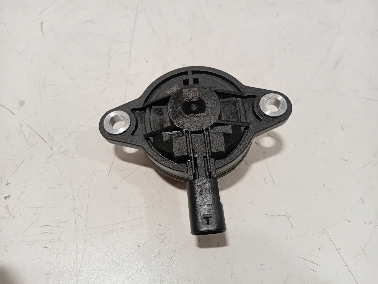 Nokkenas versteller Audi Q8, Onderdelen@venauto.nl, Van der Ven Autorecycling B.V., Gebruikt, Ettenseweg 76, 4706 PB Roosendaal, The Netherlands