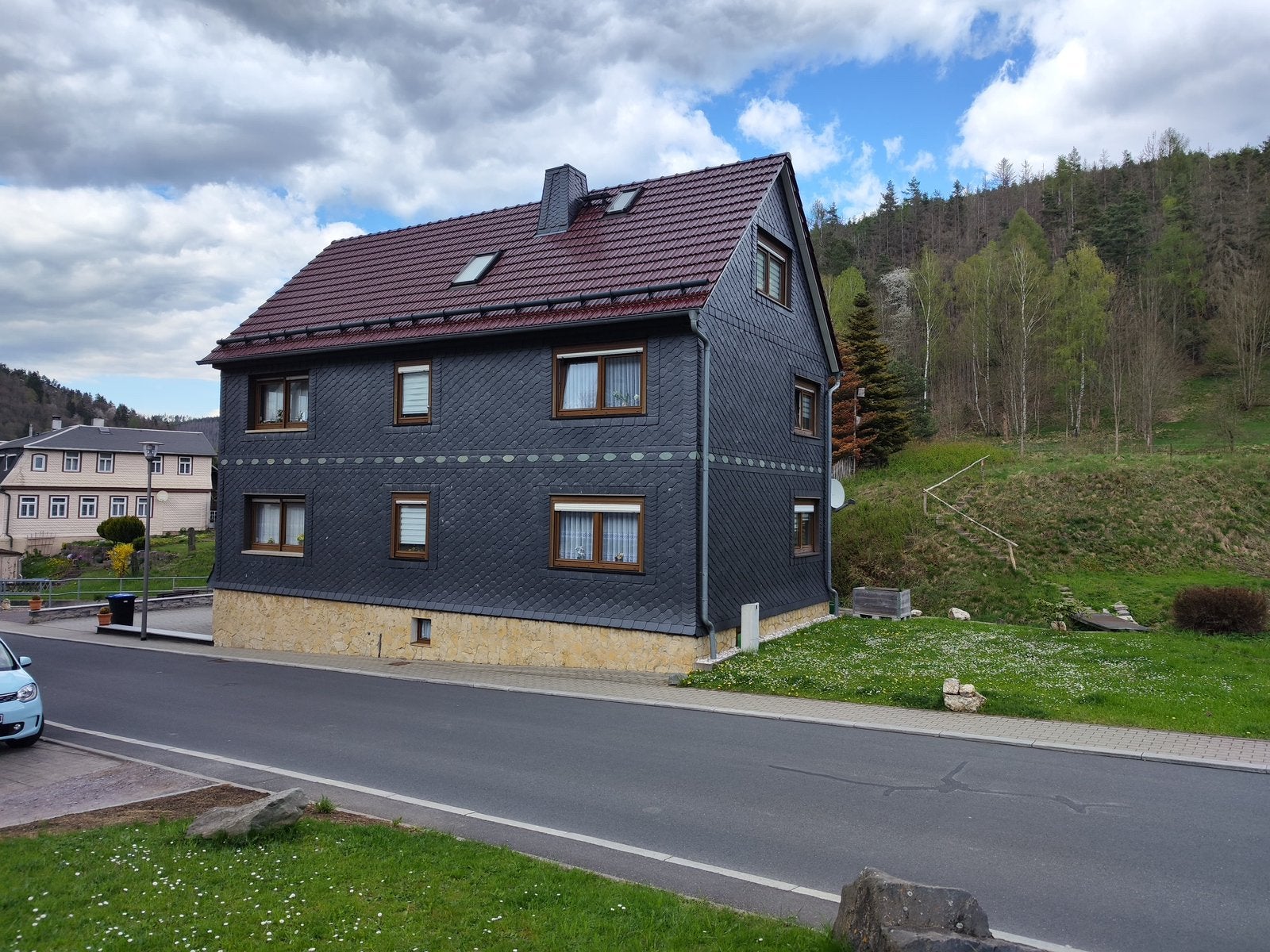 Instapklaar Huis, Huizen en Kamers, 8 kamers, Dorp, Woonhuis, Duitsland