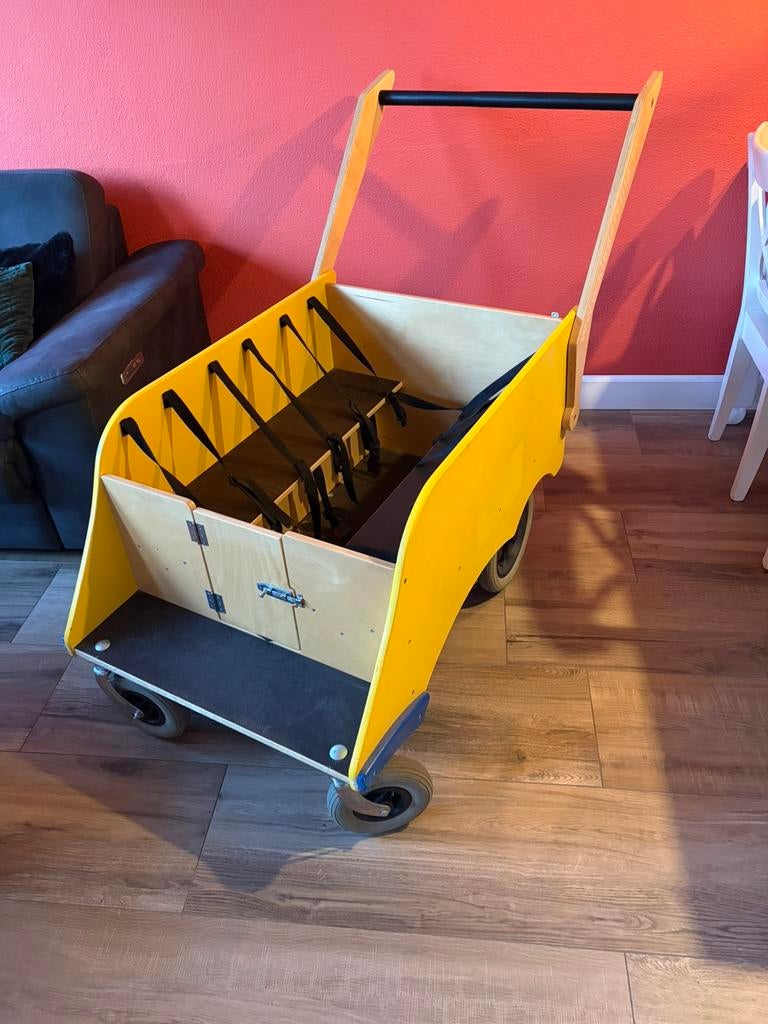 Kinder bolderwagen - 6 kinderen ideaal voor opvang/gastouder, Ophalen, Gebruikt