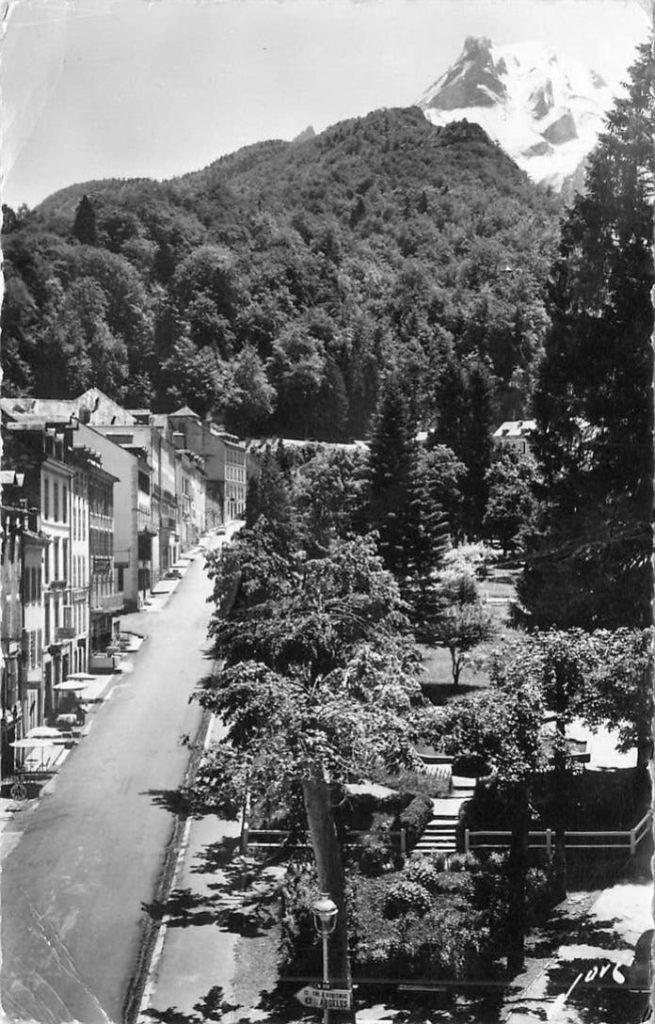 381-299-011 Eaux-Bonnes Le Jardin Darralde et le Ger, Verzenden, Voor 1920, Frankrijk