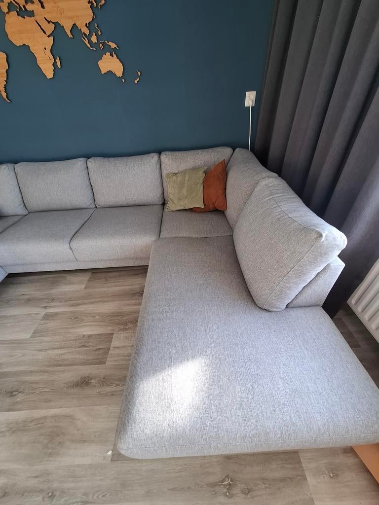 Grijze hoekbank in goede staat - 300x200 cm, Huis en Inrichting, Banken | Bankstellen, Ophalen, Hoekbank, 300 cm of meer, Zo goed als nieuw