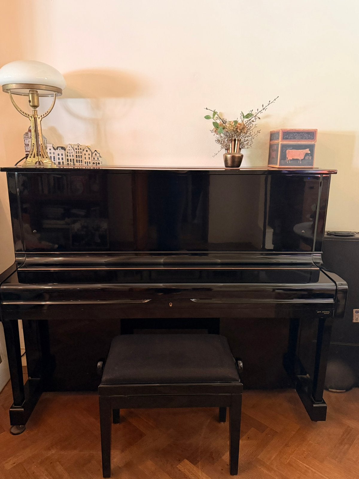 Yamaha U1 piano, shiny black, Ophalen, Gebruikt, Zwart, Piano