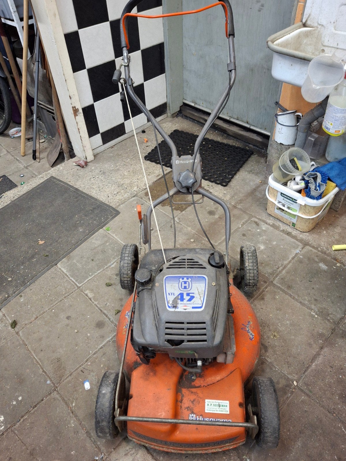 Husqvarna XTL 45 Benzine Grasmaaier  zelfrijdend, Cirkelmaaier, Gebruikt, Mulchfunctie, Ophalen of Verzenden
