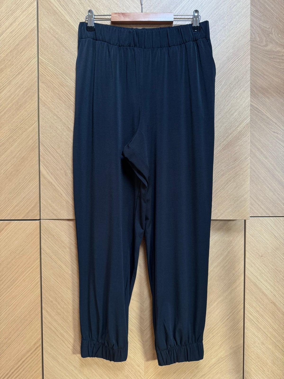 ZARA zwarte jogger met elastische taille & boorden (Maat M), Ophalen of Verzenden, Zo goed als nieuw, Zwart, Lang