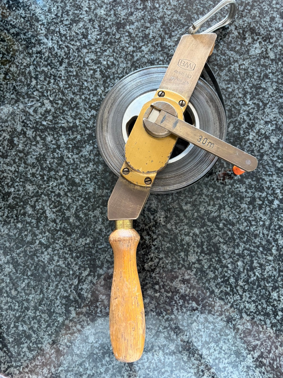 Metalen meetlint van het merk BMI AHREND  30 meter lang, Ophalen of Verzenden