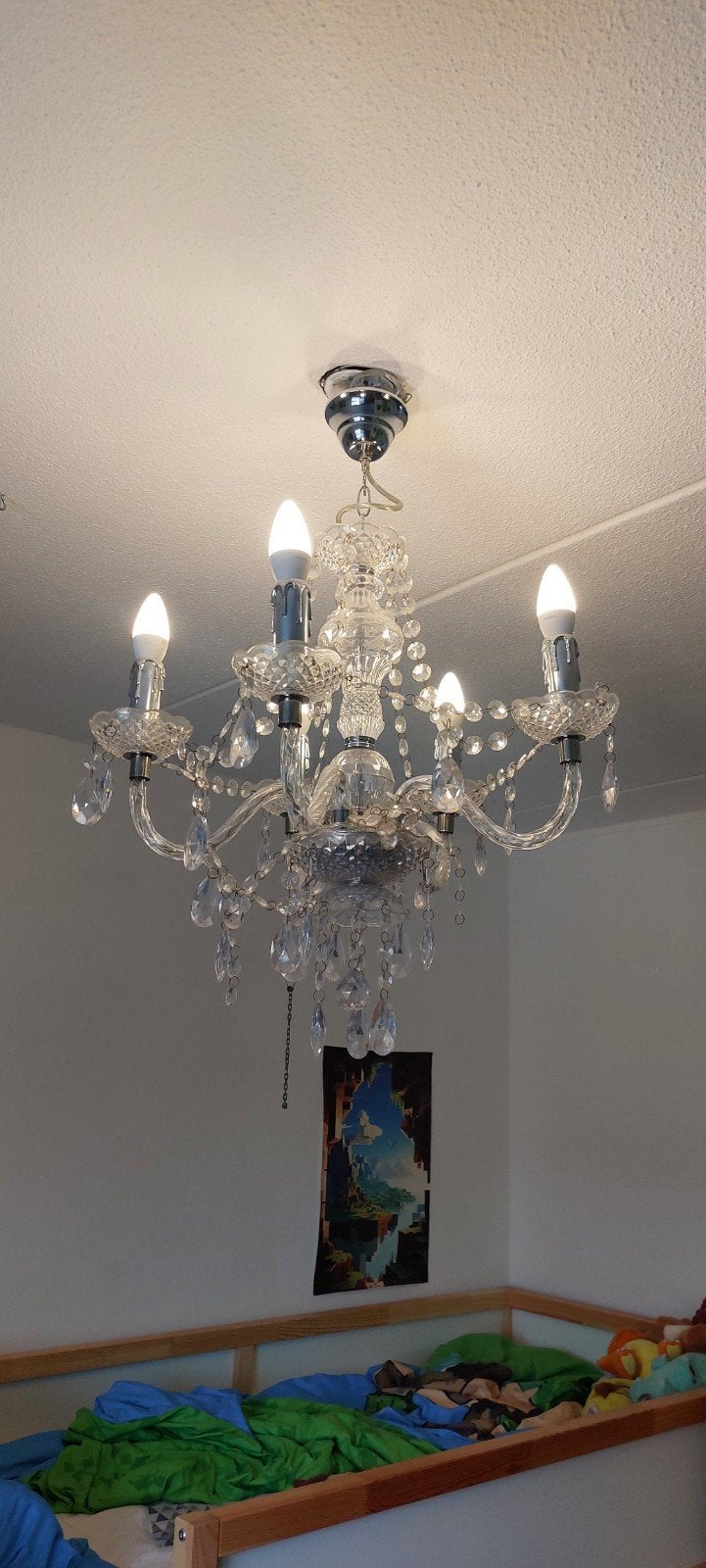 Elegante Kroonluchter met Kristallen Hangers, Gebruikt, E14 (klein), Ophalen of Verzenden, Glas