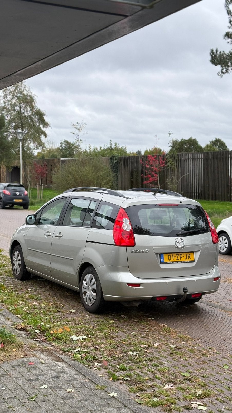 Leuke Mazda 5 1.8 2008 7 persoons, Auto's, 1370 kg, 4 cilinders, 7 stoelen, Beige