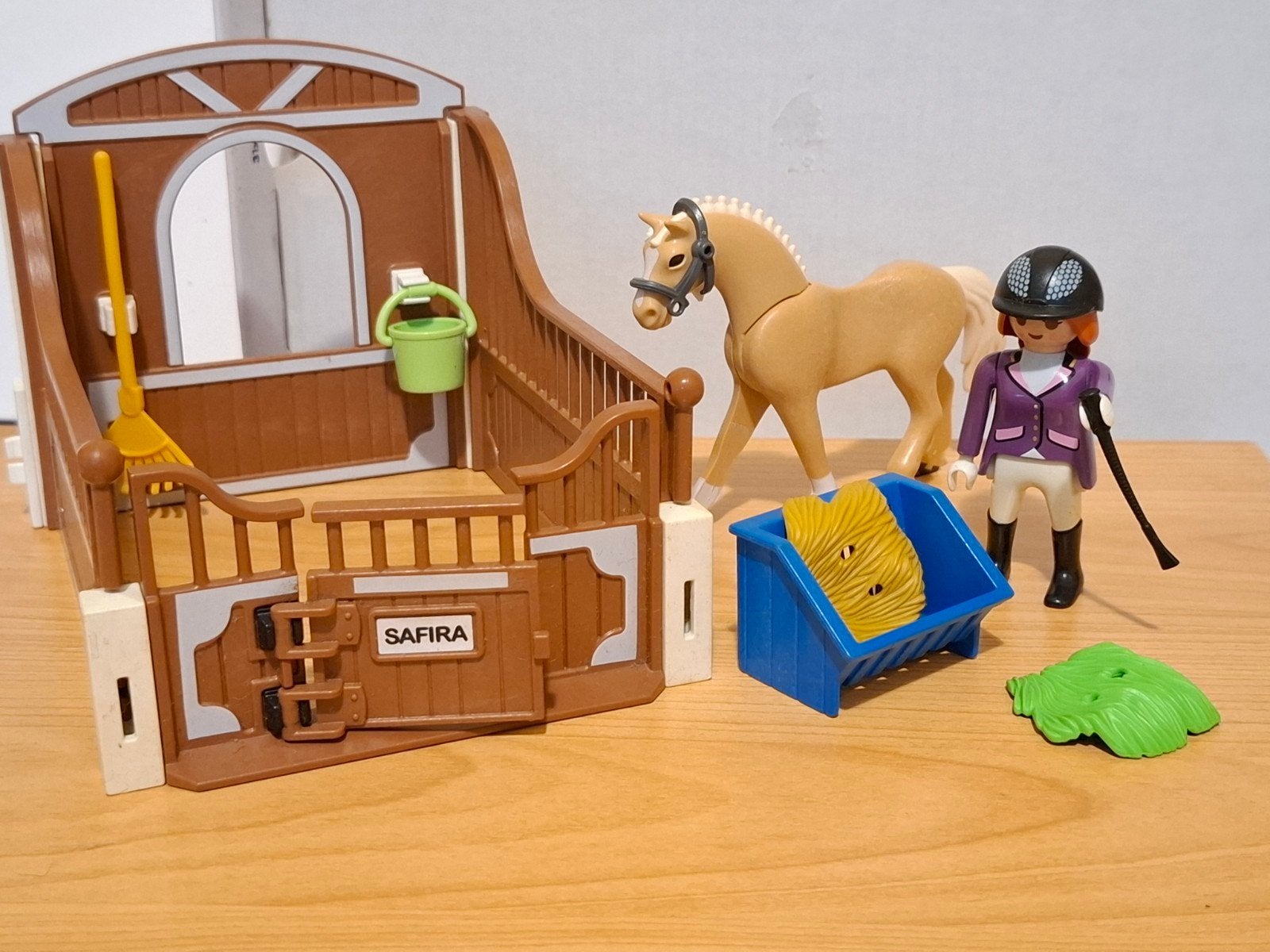 Playmobil Paardenstal met paard en ruiter, Ophalen of Verzenden, Gebruikt