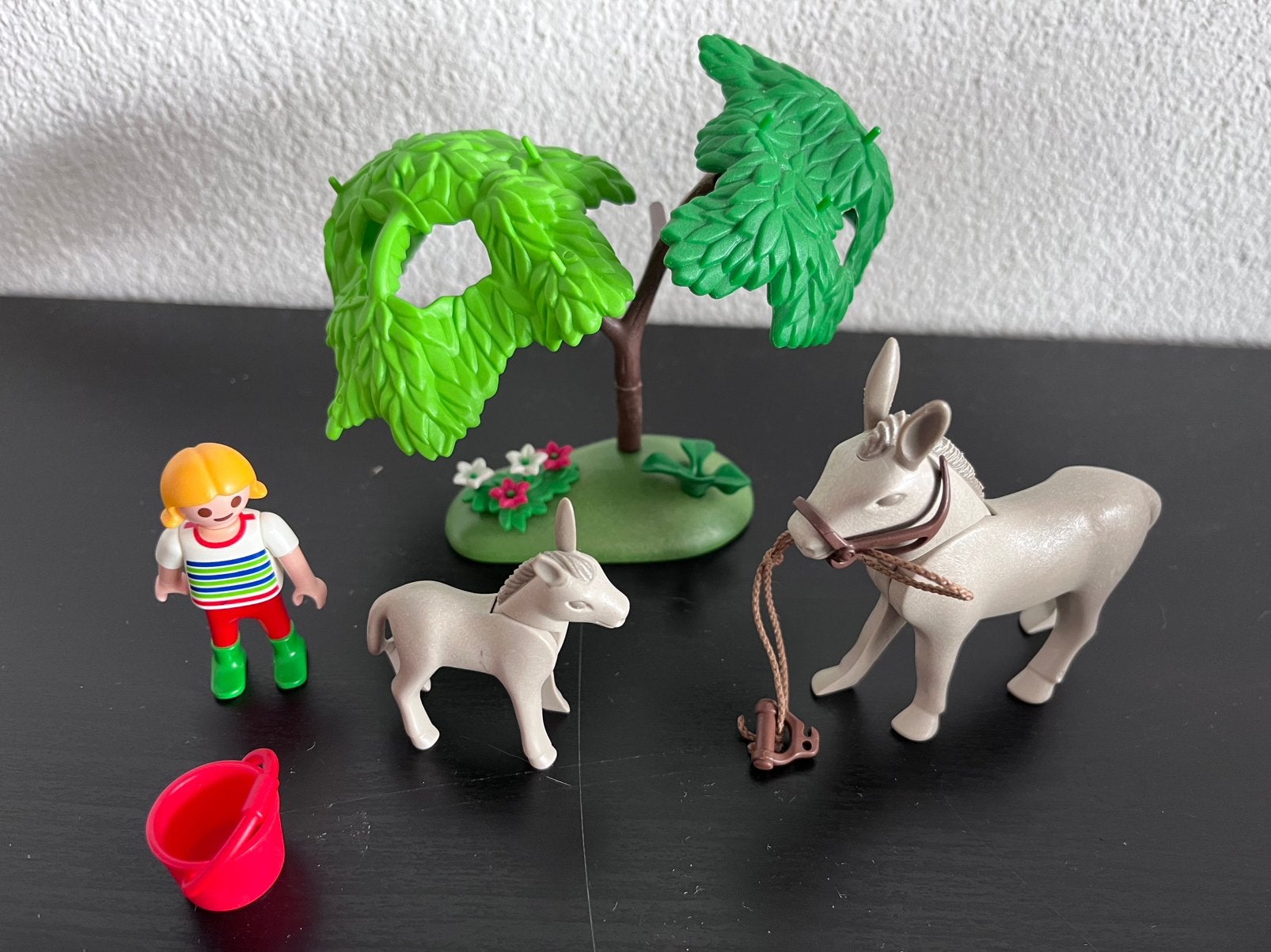 Playmobil meisje met ezel en veulen 4187, Ophalen of Verzenden, Zo goed als nieuw, Complete set
