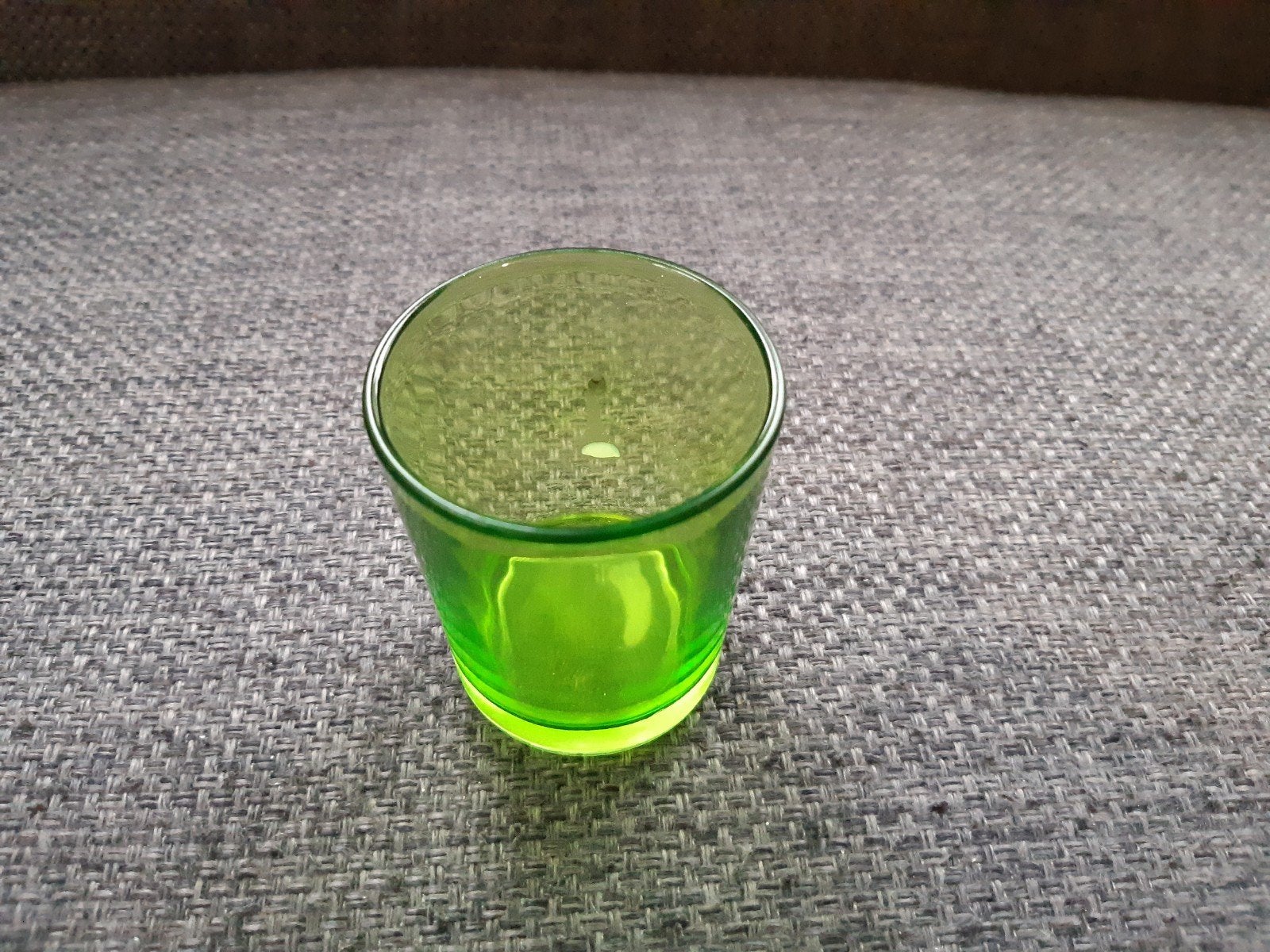 Groene theelichthouder/klein glaasje, Ophalen of Verzenden, Zo goed als nieuw, Groen