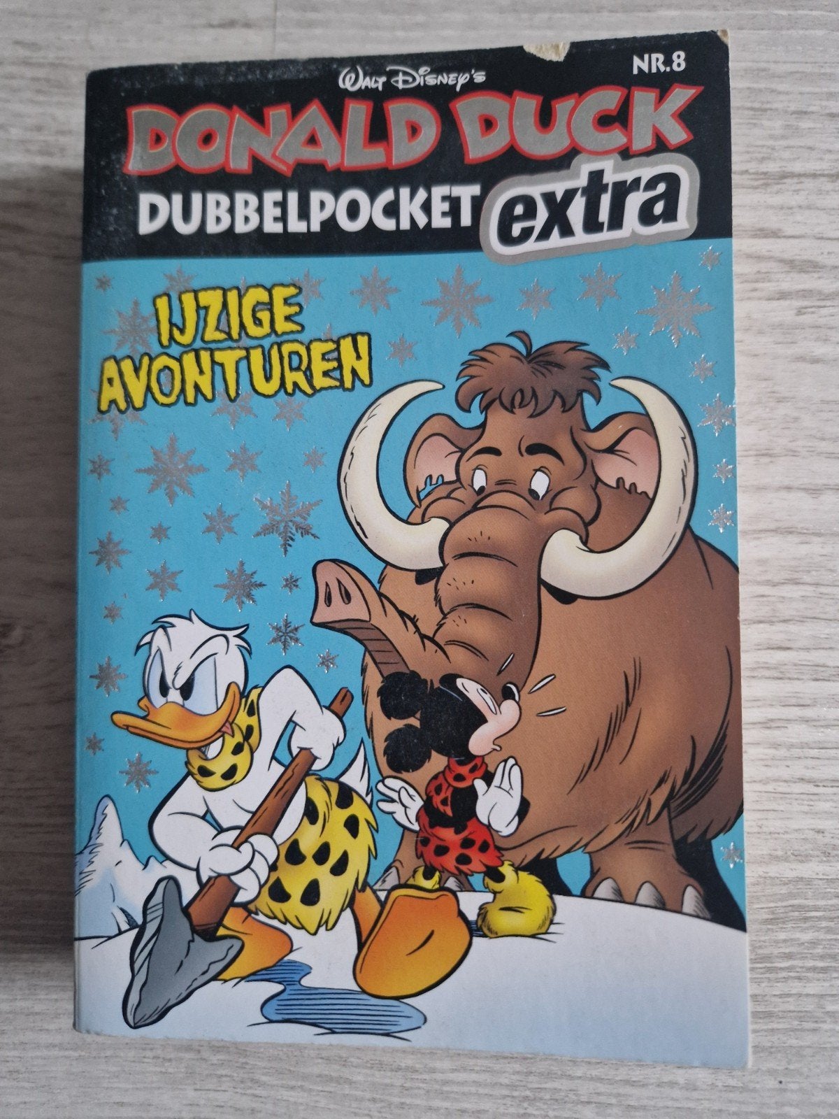 Donald Duck Dubbelpocket Extra: IJzige Avonturen, Eén stripboek, Ophalen of Verzenden, Zo goed als nieuw, Disney