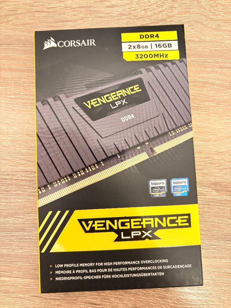 Corsair Vengeance DDR4 2x8GB (16GB) 3200MHz, Computers en Software, RAM geheugen, DDR4, Ophalen of Verzenden, Zo goed als nieuw