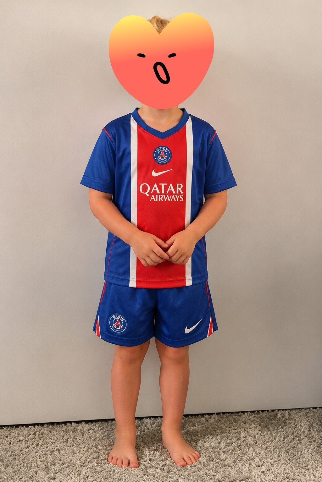 Kinder voetbaltenues: Ajax, Liverpool, PSG, Real Madrid, Ophalen of Verzenden