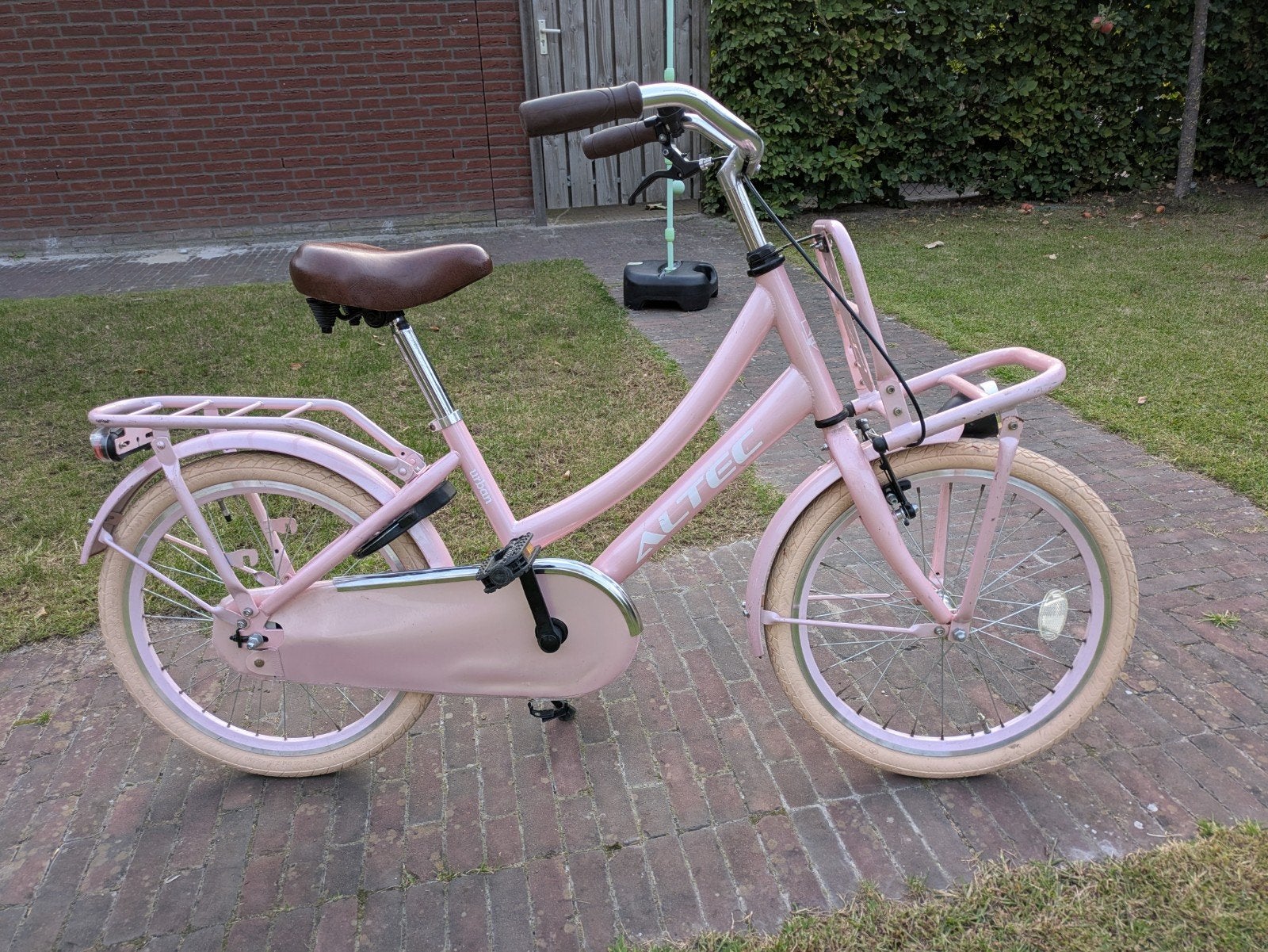Altec Urban 20 inch meisjesfiets - Roze, Ophalen, 20 inch of meer, Altec, Gebruikt