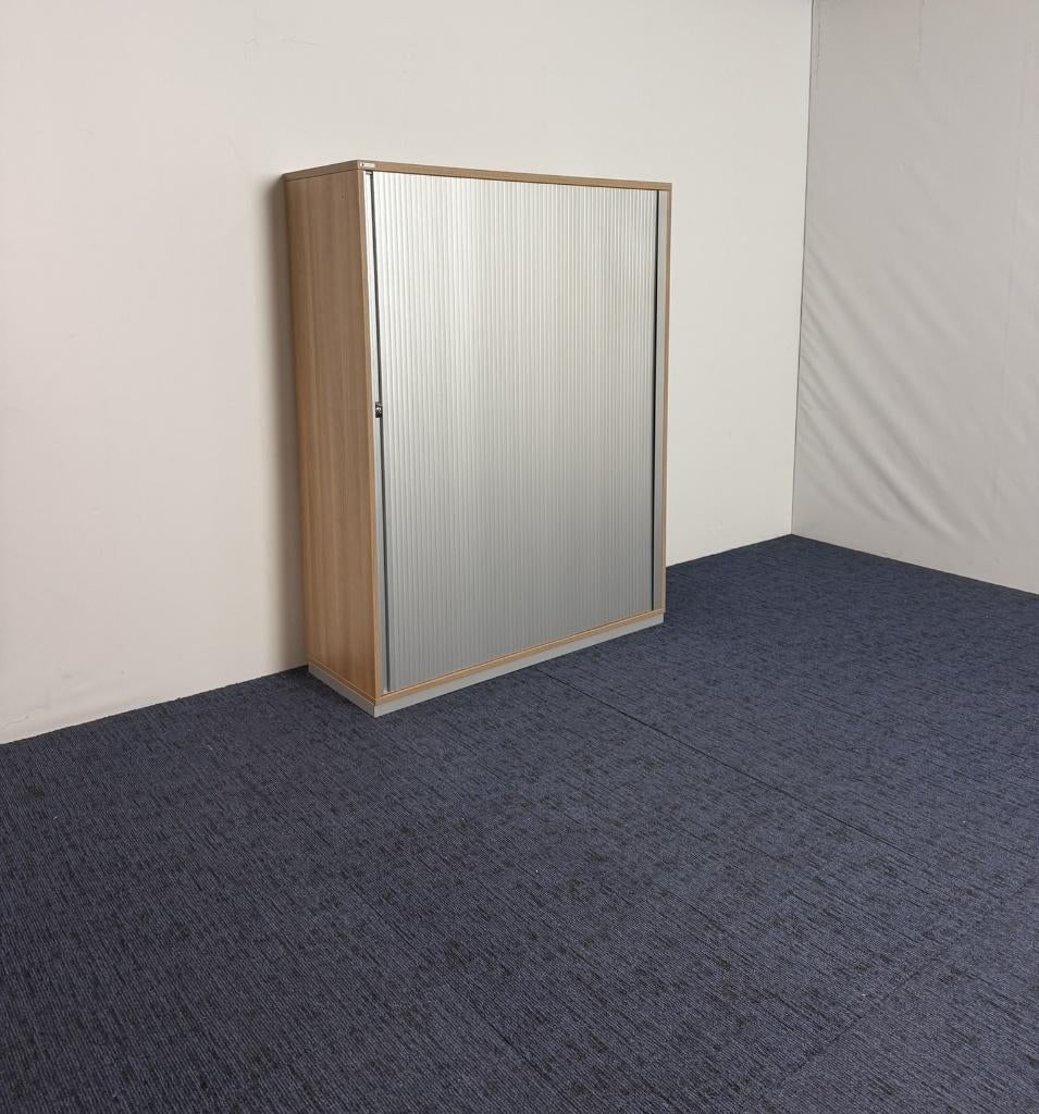 Roldeurkast Palmberg, kersen havanna/aluminium, 156 x 120 cm, Ophalen, Gebruikt