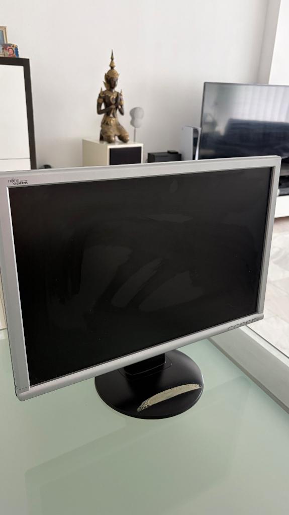 Fujitsu Siemens Beelscherm LCD 19 Inch, Gebruikt, Fujitsu Siemens, Ophalen of Verzenden, Overige typen