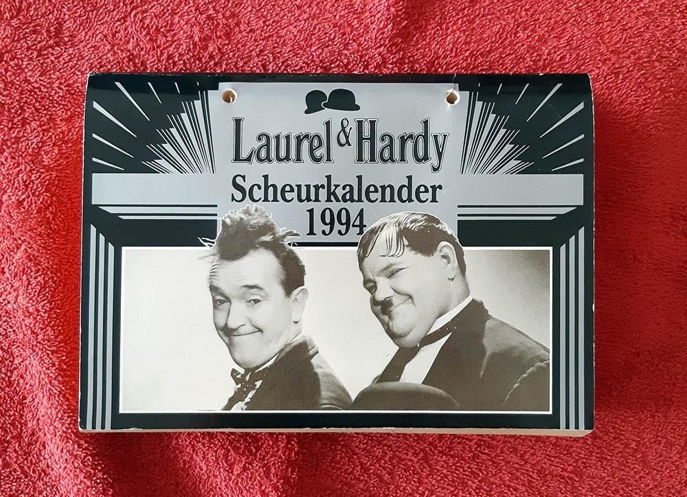 Laurel & Hardy Scheurkalender 1994. Compleet., Verzamelen, Verzenden, Zo goed als nieuw